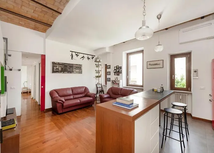 Hip Pad In Garbatella Rom