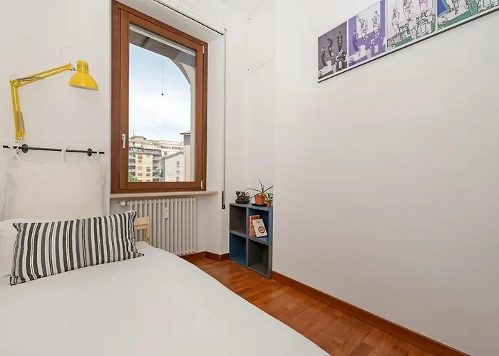 Hip Pad In Garbatella Lägenhet *