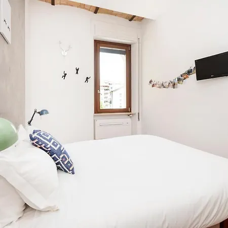 Hip Pad In Garbatella * ローマ